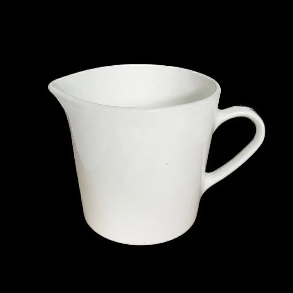 Corning - Centura - White Coupe Creamer - Picture 1 of 6
